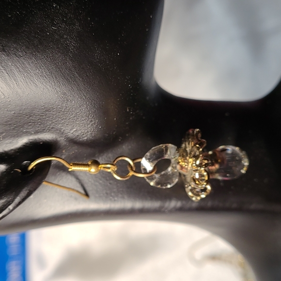 3 for$20💥- Soother Earrings - Picture 3 of 5